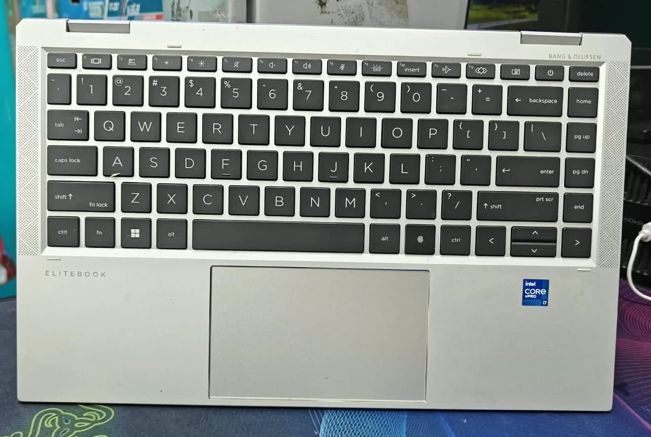 Hp ELITEBOOK 1040 G8