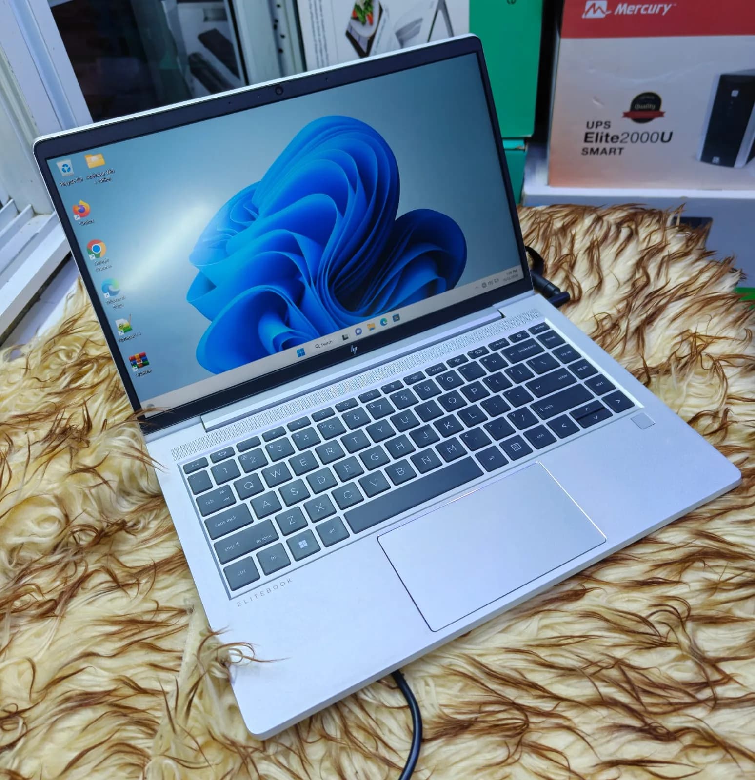 Hp EliteBook 645 G9 Amd Ryzen 5 5675u 16gb ram 256ssd