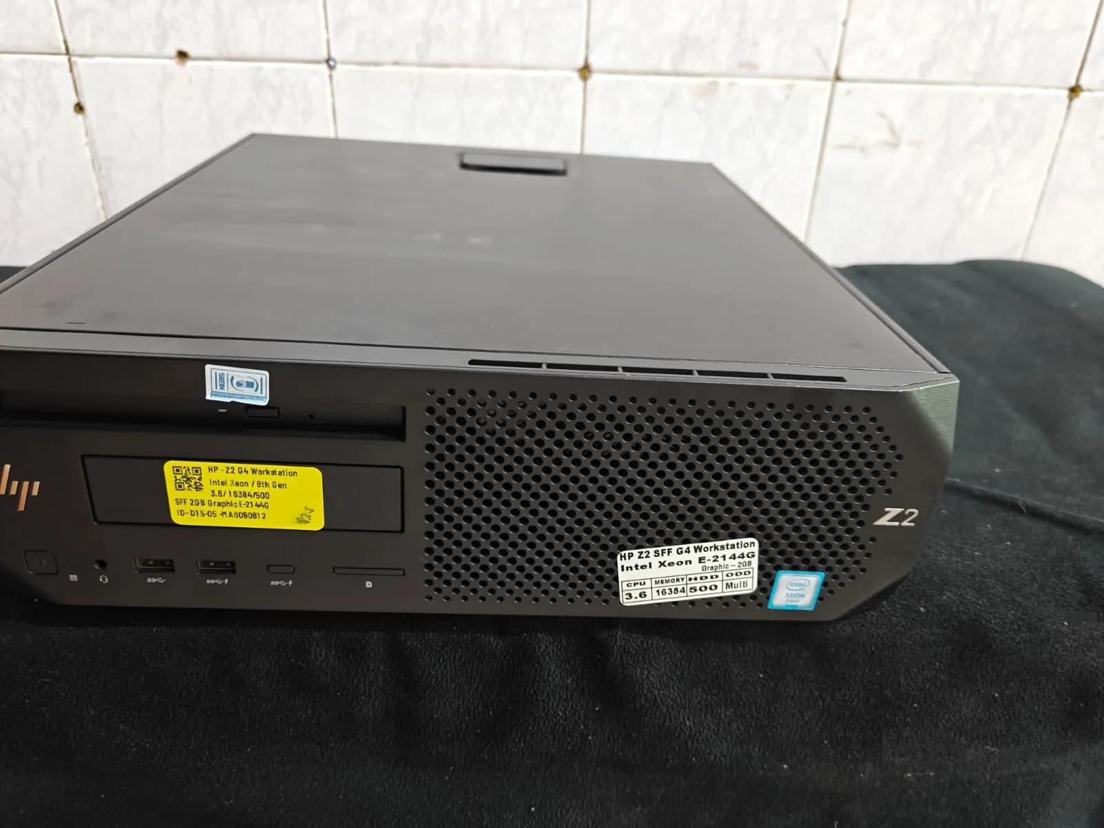 HP Z2 G4 Sff workstation Intel Xeon E-2144 3.6ghz 16gb ram 500gb hdd 2gb dedicated graphics card