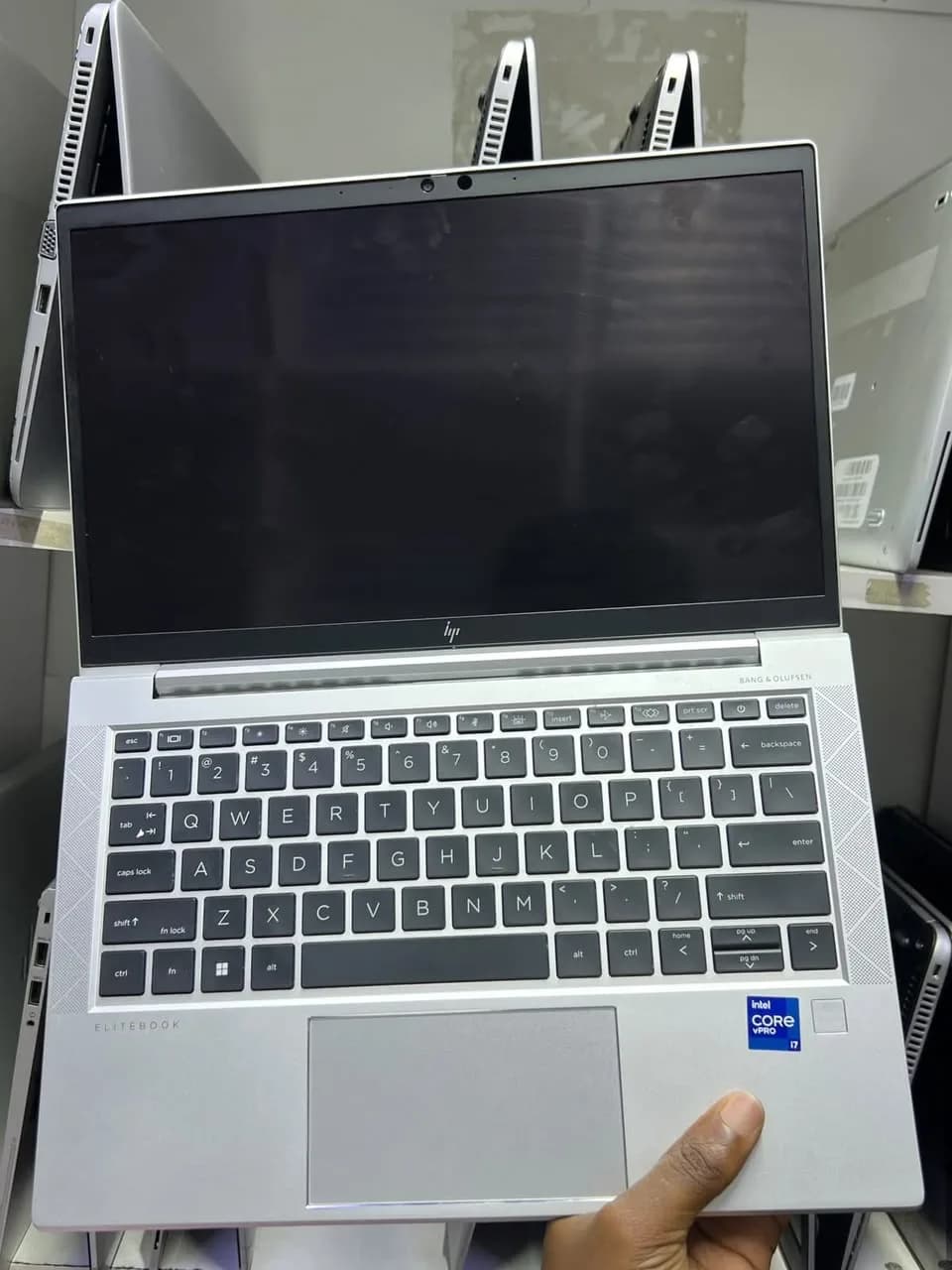 HP Elitebook  830 G8