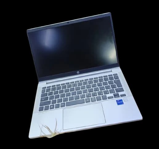 Hp probook 430 G8 Intel coi5 8gb ram 256 11th generation