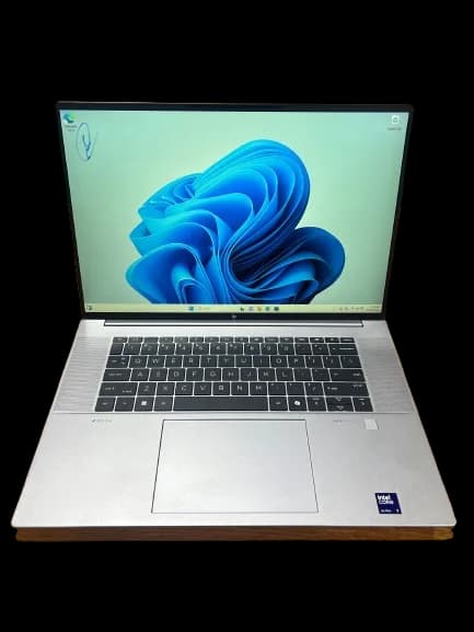 HP Zbook Studio G11 - Intel Core Ultra 7-165H - 16GB Ram - 512GB SSD - 6GB RTX A1000 Graphics - 16 inch FHD Non touch