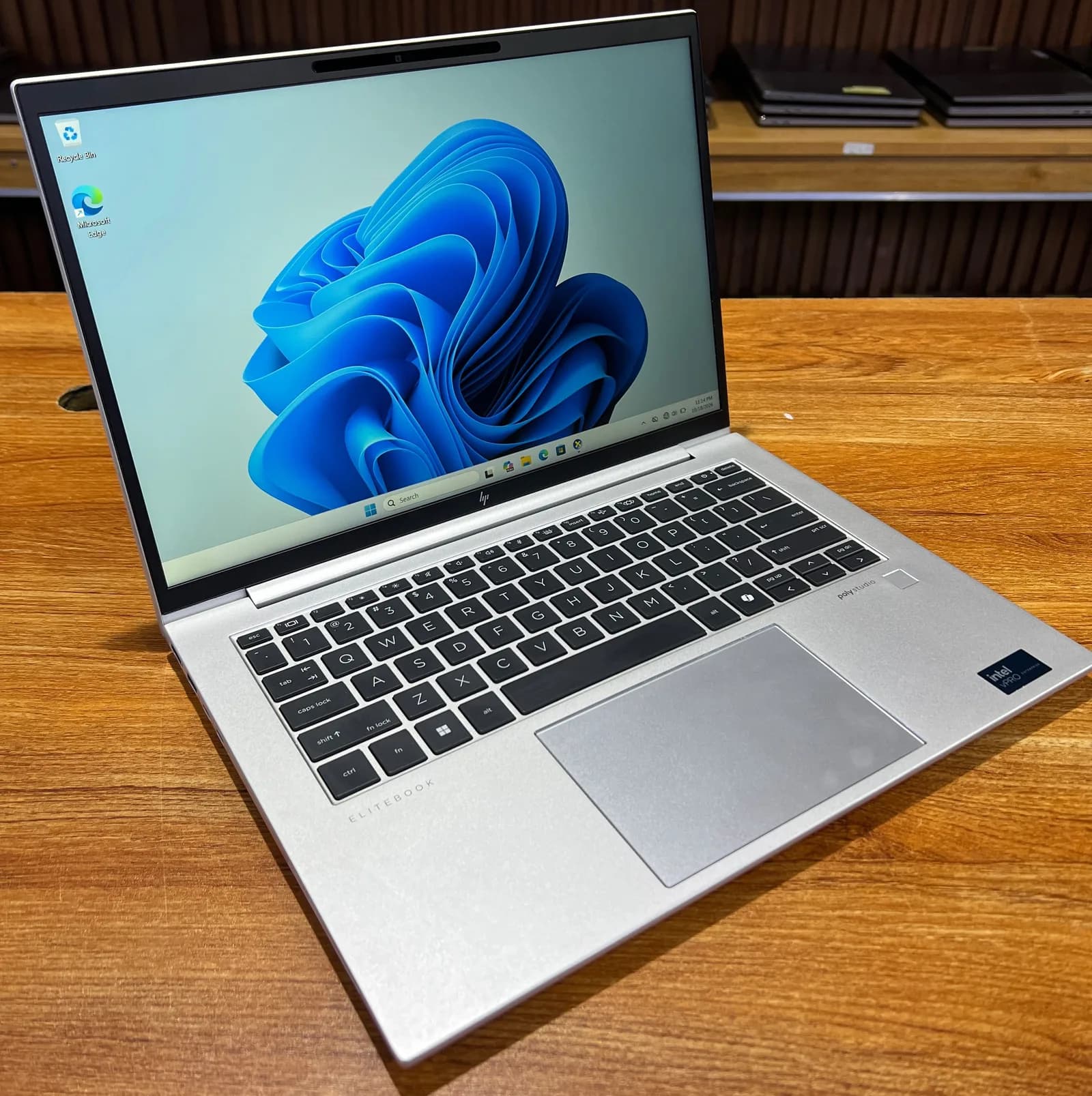 HP Elitebook 840 G11 - Core ultra 5-135U, 12 core/14 threads - 16GB RAM - 512GB SSD - 14 Inch FHD non-touch screen
